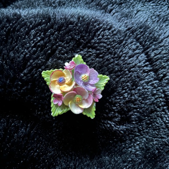 Floral Brooch with Colorful Flowers - Picture 10 of 11